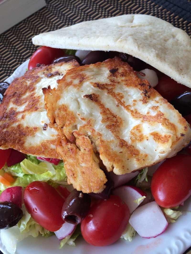 Grilled Halloumi Salad 