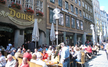 Food Travelist Marienplatz Munich Restaurant Donisel