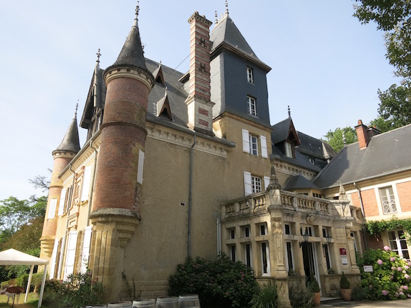 chateaux-le-haget-montesquiou-france