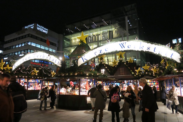 stuttgart-christmas-market-food-travelist-2015