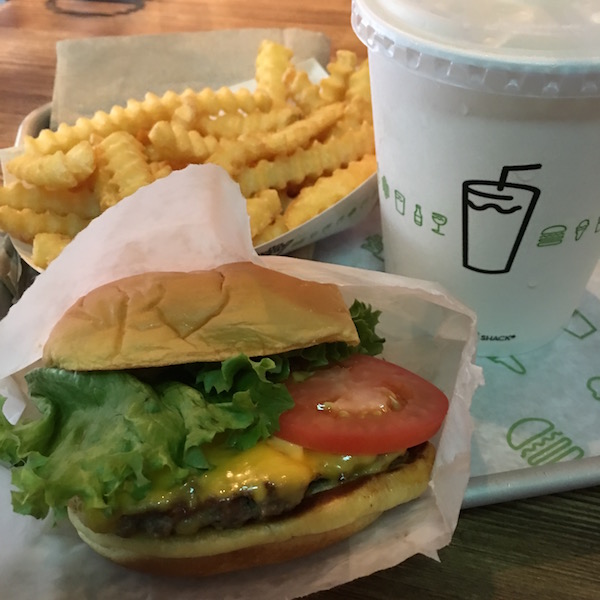 Shake shack burger Food Travelist