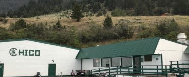 Chico Hot Springs Pools Food Travelis