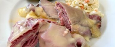 Folio Cheese Reuben Wrap