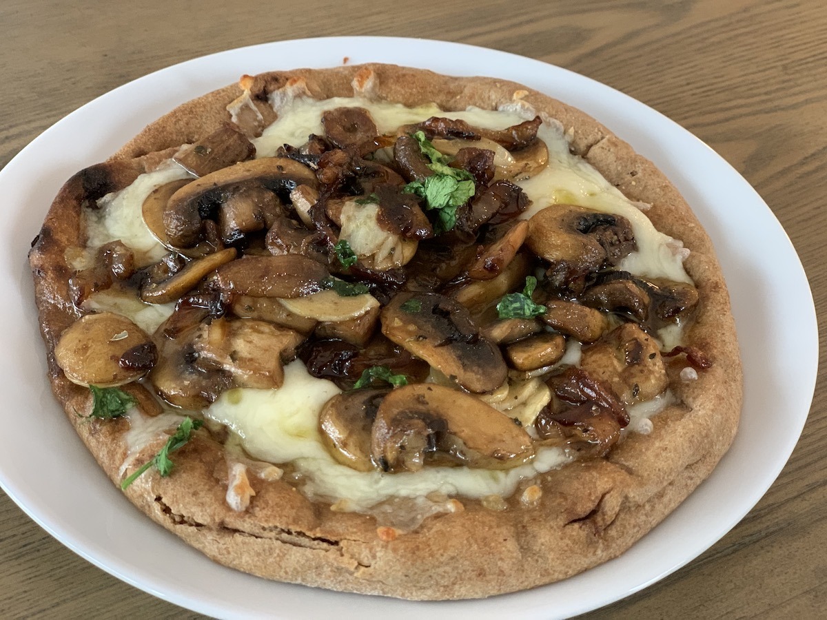 Mushroom, onion, garlic pita pizza