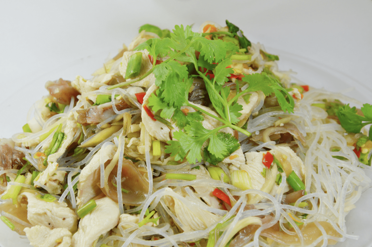 Rice Noodles Can Be Crispy Or Cooked