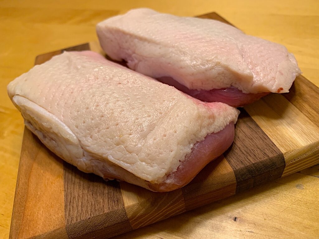 Crispy Duck Breast - Food Travelist