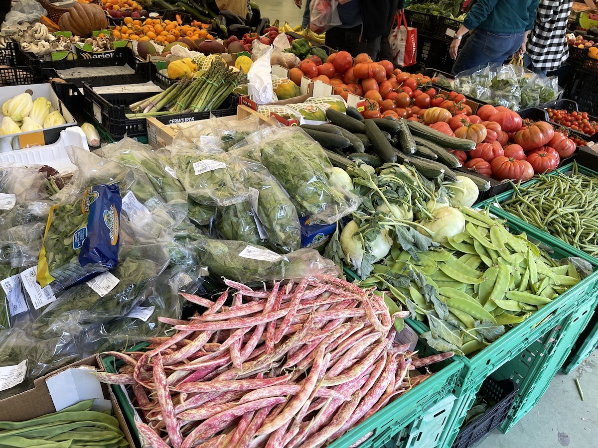 Farmers Market in Cascais expat shopping