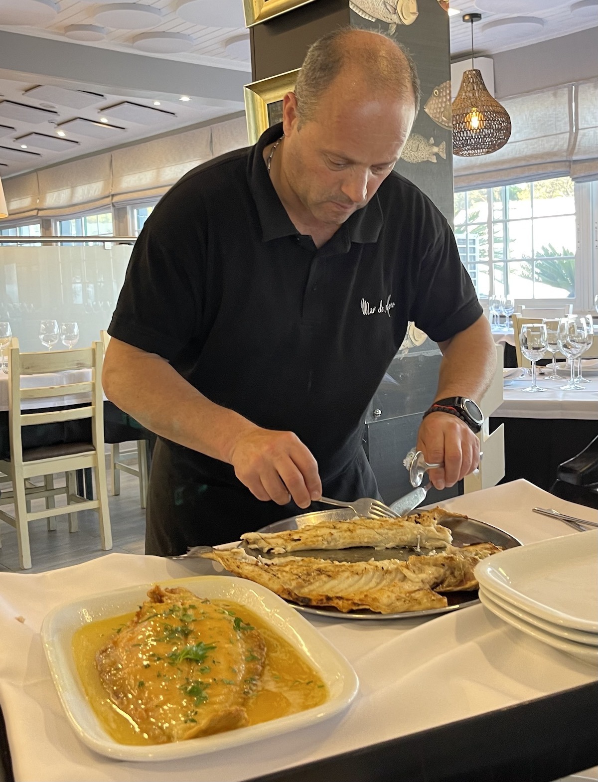 Fine dining service at Mar do Inferno Cascais Portugal